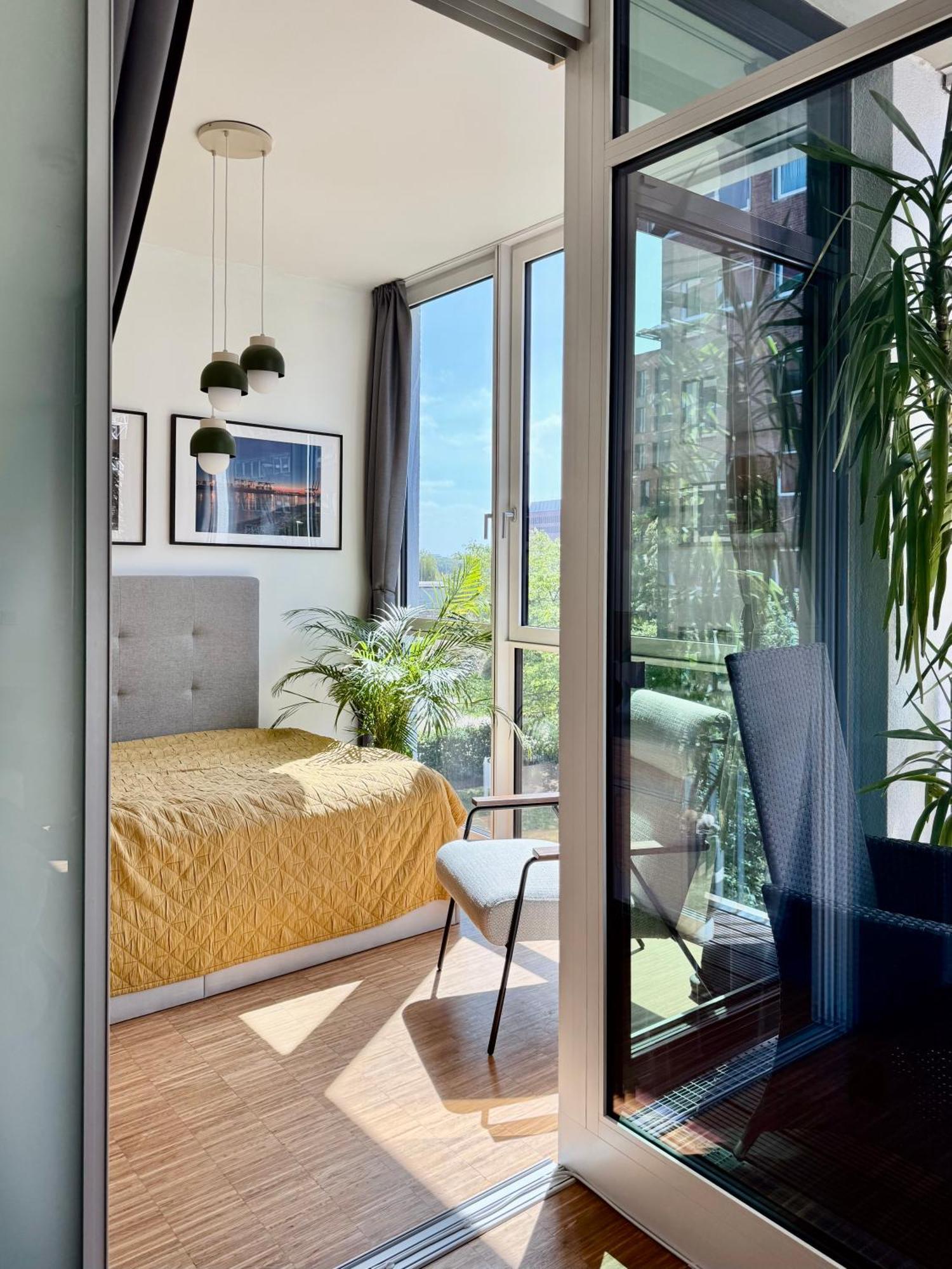 Stylish Urban In The Heart Of The Hafencity Apartment Hamburg