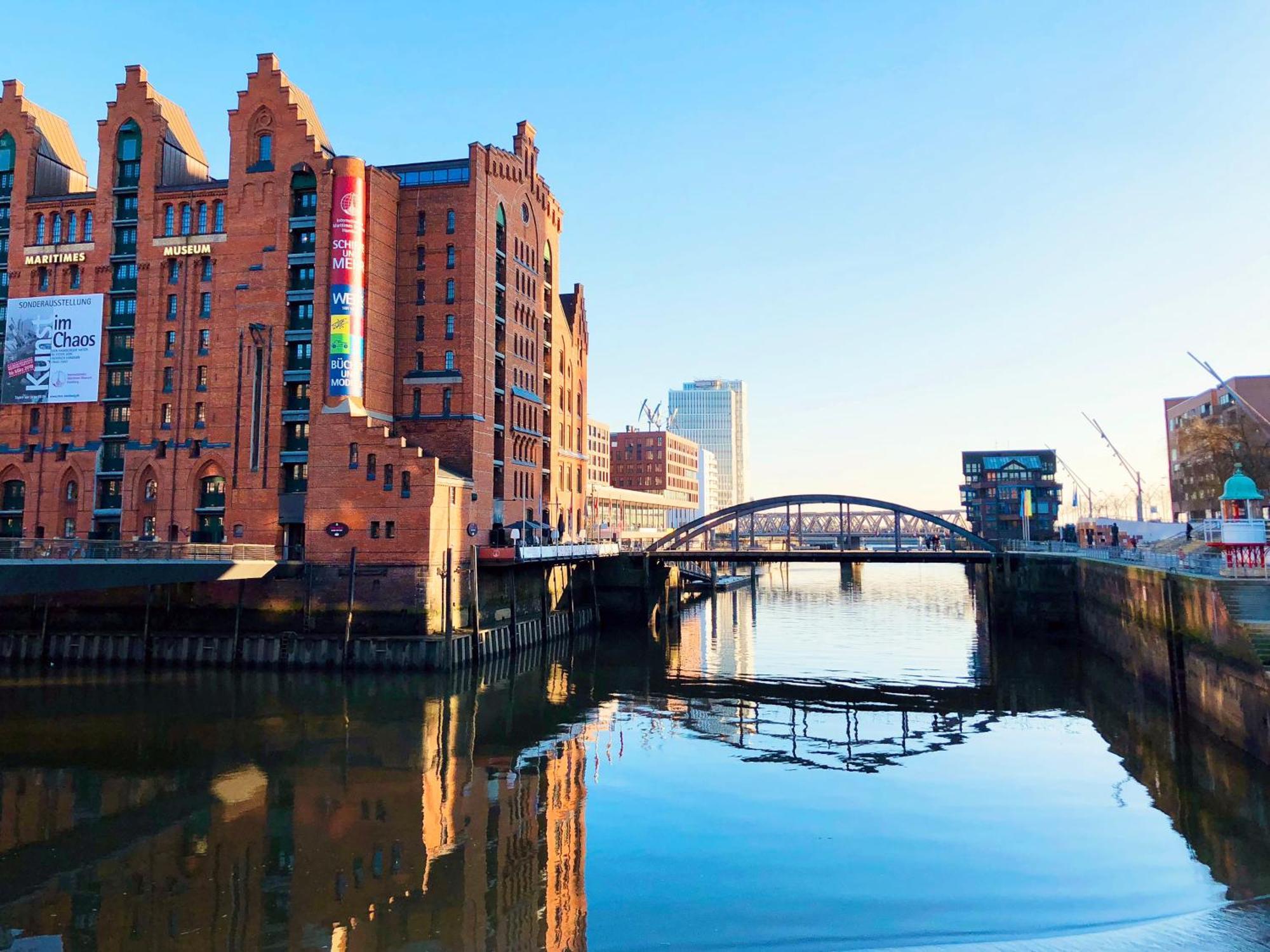 Stylish Urban In The Heart Of The Hafencity Apartment Hamburg